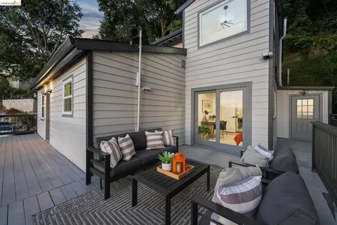 $999,000 | 6756 Snake Road, Oakland, CA 94611