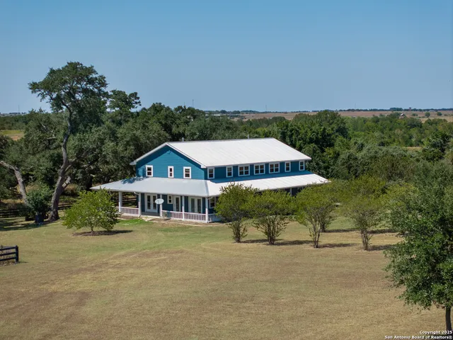 $1,500,000 | 5450 Mazurek Road, Schulenburg, TX 78956