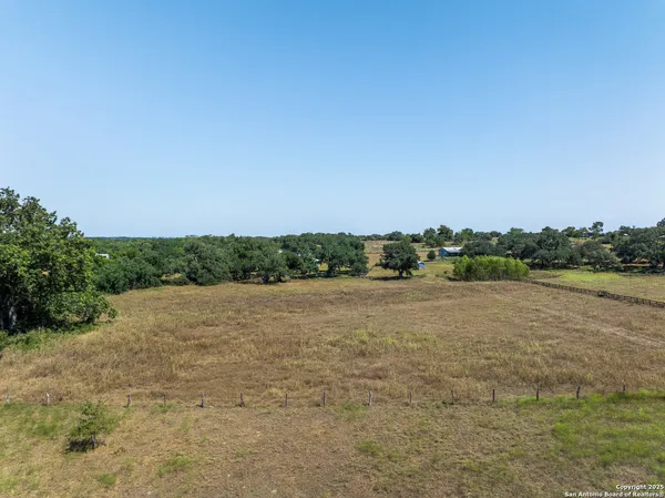 $1,500,000 | 5450 Mazurek Road, Schulenburg, TX 78956