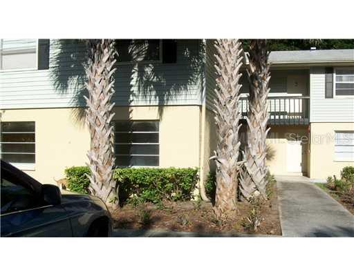 226 Red Maple Place, Unit 226 Brandon, FL 33510 - Photo 1 of 1 Exterior Front