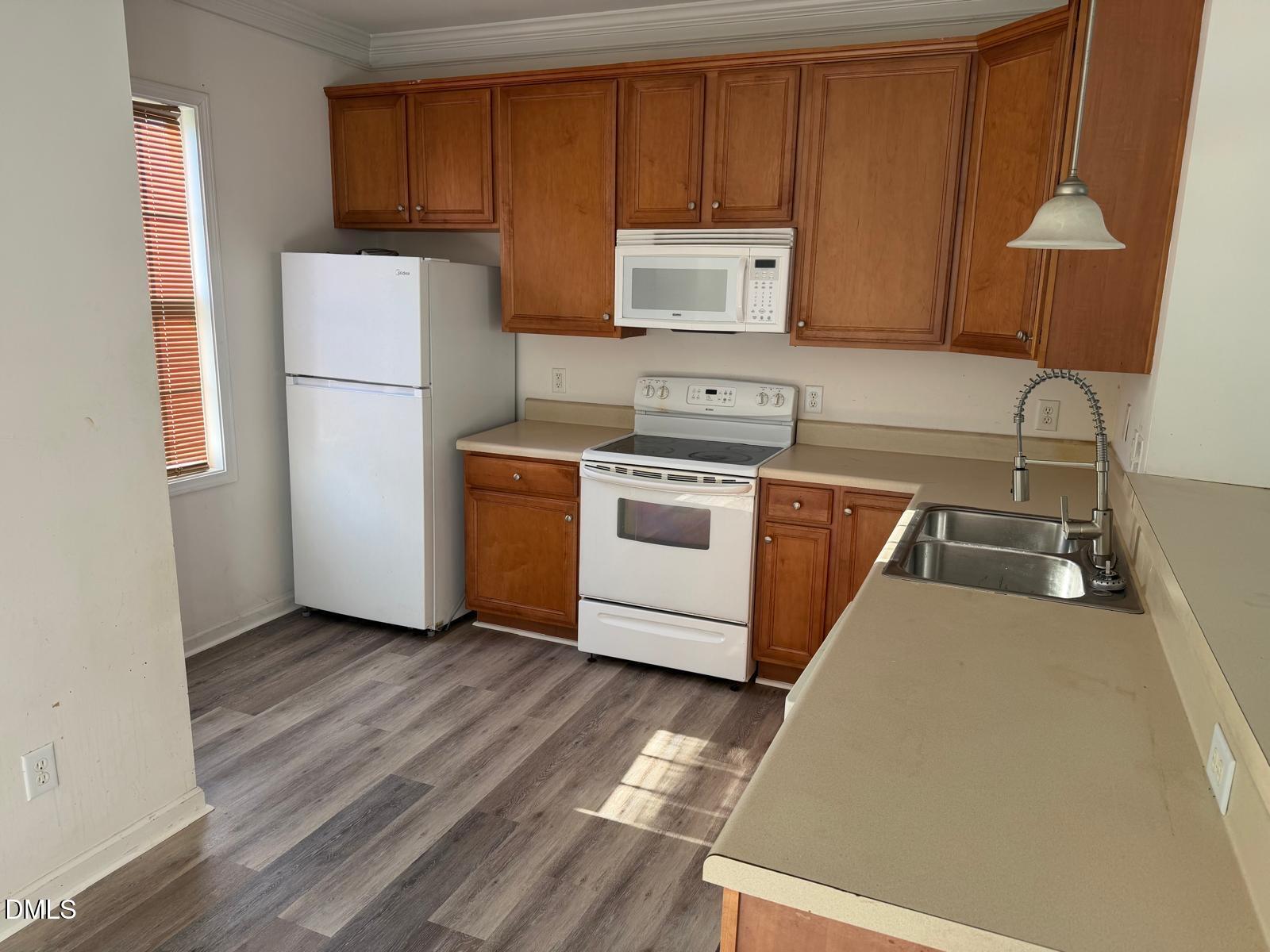 2717 Andover Glen Road Raleigh, NC 27604 - Photo 6 of 14 44ae4571-80ac-4a0a-a313-583800f31ead