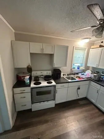 $72,900 | 835 Elias Avenue, St. Louis, MO 63147