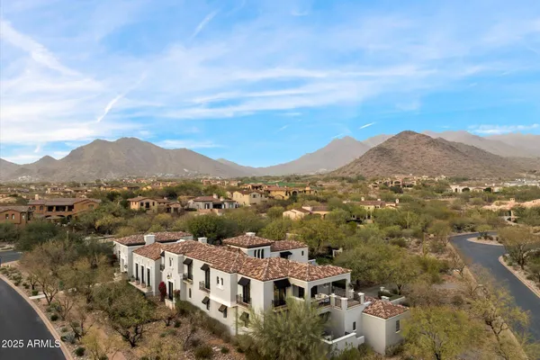 $10,000,000 | 10244 East Hualapai Drive, Scottsdale, AZ 85255
