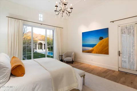 $10,500,000 | 10244 East Hualapai Drive, Scottsdale, AZ 85255