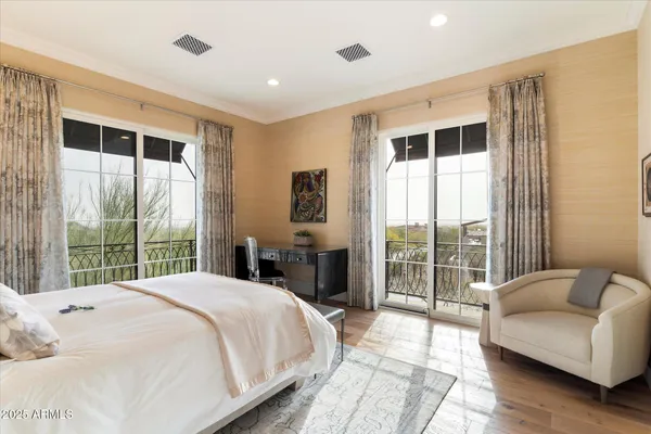$10,000,000 | 10244 East Hualapai Drive, Scottsdale, AZ 85255