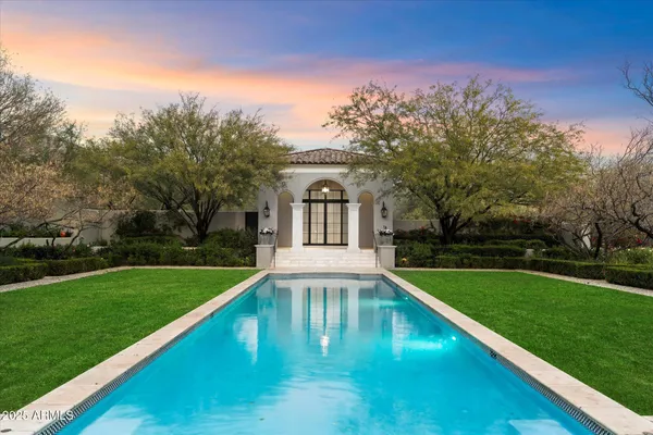 $10,000,000 | 10244 East Hualapai Drive, Scottsdale, AZ 85255