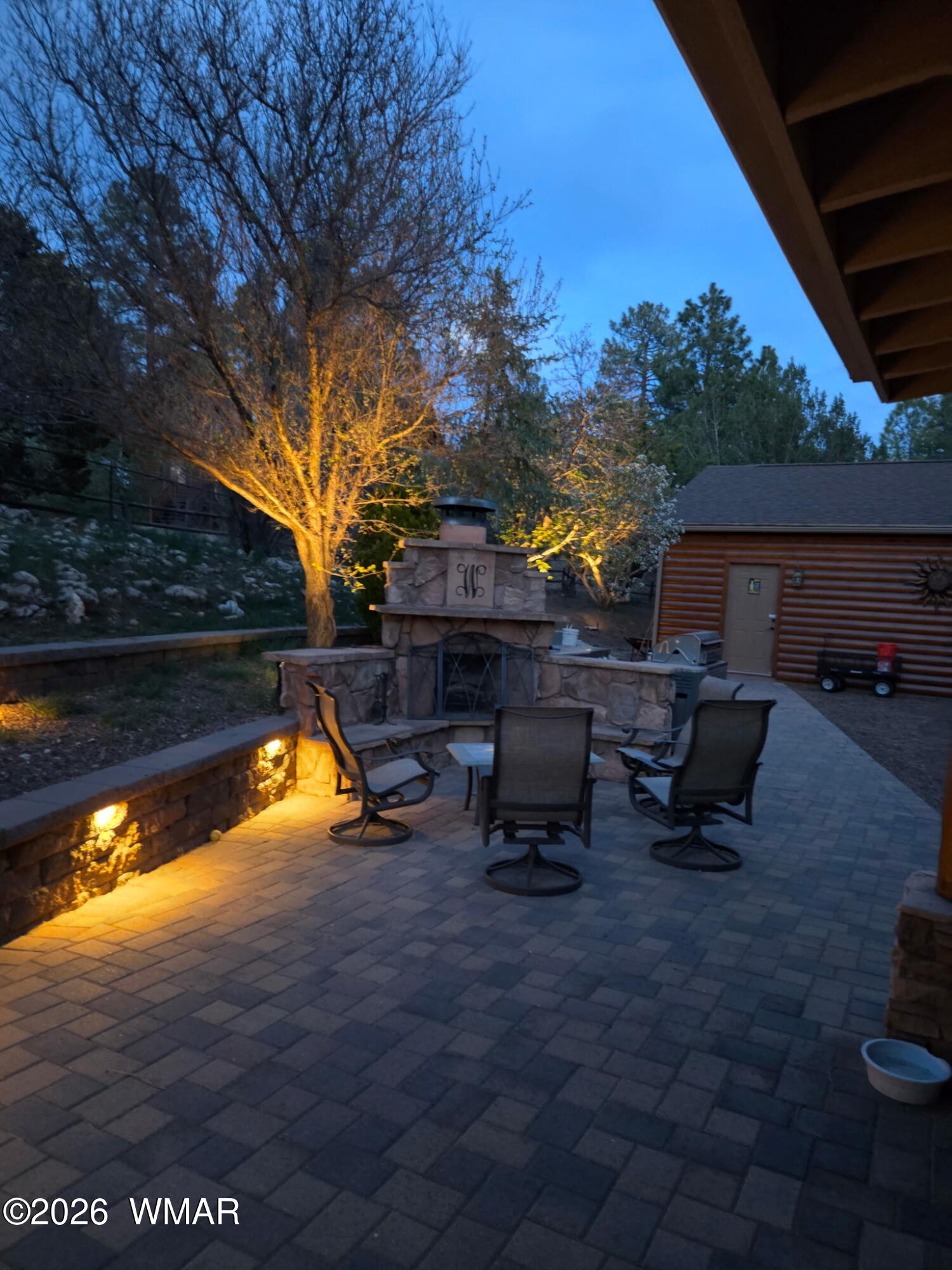 2236 Roundabout Way Overgaard, AZ 85933 - Photo 35 of 45 a view of a swimming pool with lounge chairs
