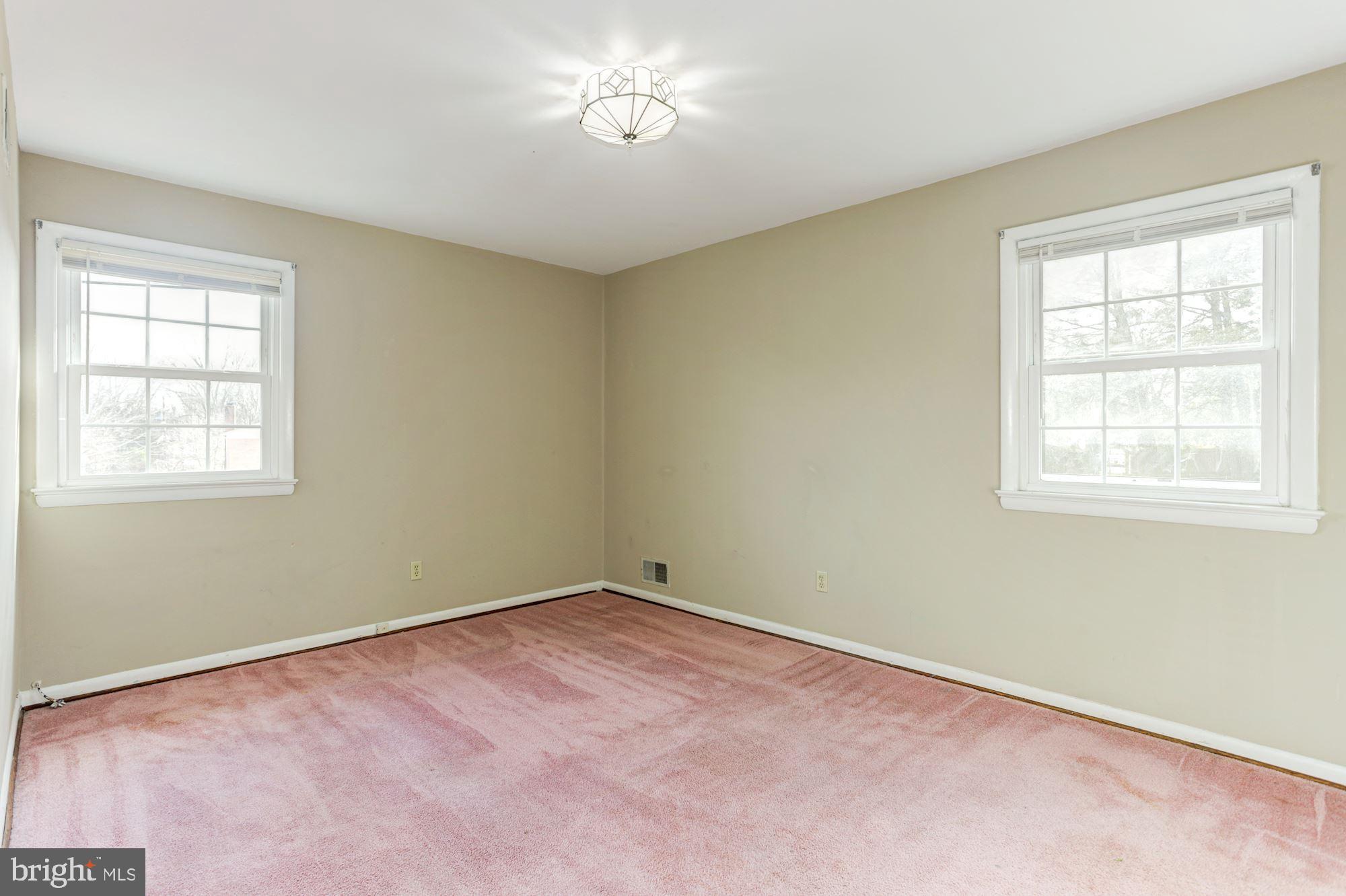 13114 Fernedge Road Silver Spring, MD 20906 - Photo 11 of 37 Primary Bedroom