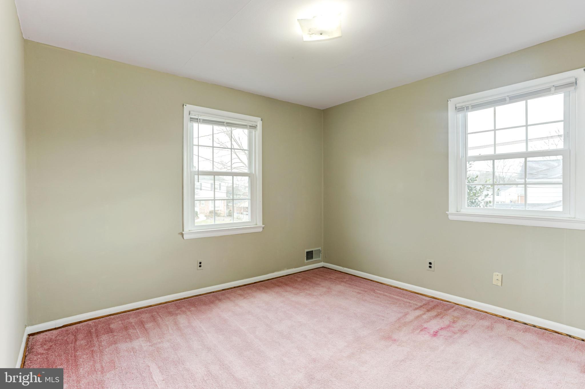 13114 Fernedge Road Silver Spring, MD 20906 - Photo 16 of 37 Bedroom