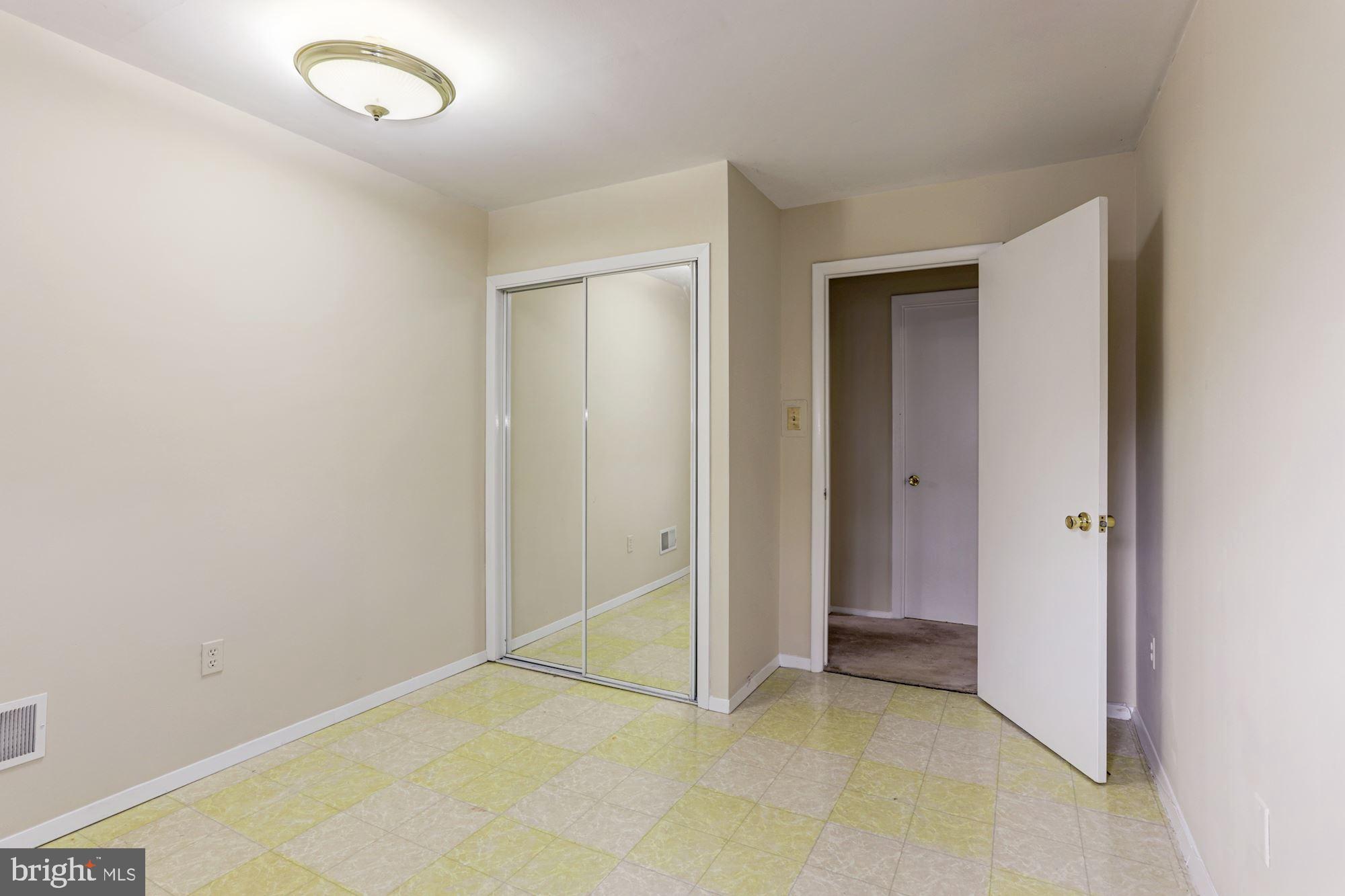 13114 Fernedge Road Silver Spring, MD 20906 - Photo 25 of 37 Bedroom