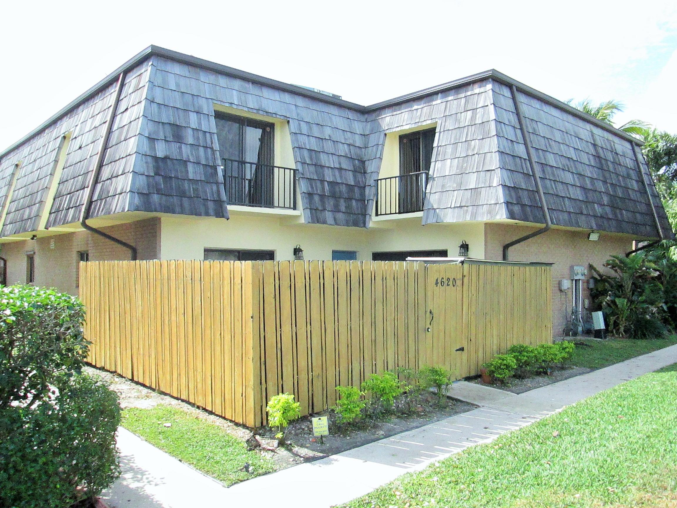 4620 Cherry Road West Palm Beach, FL 33417 - Photo 24 of 28 IMG_2972