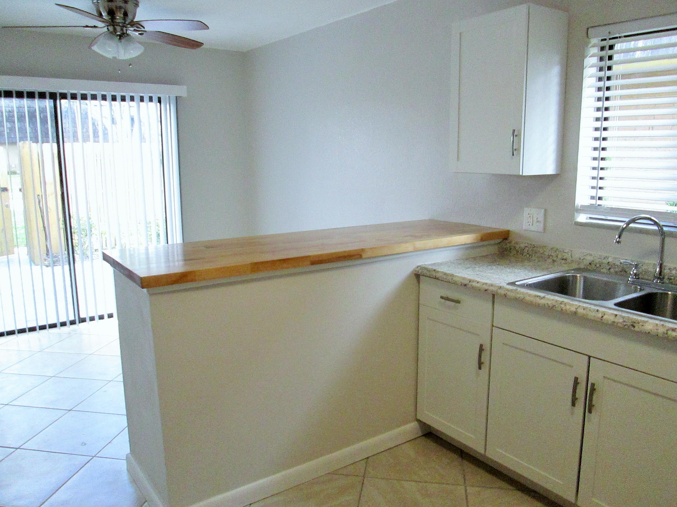 4620 Cherry Road West Palm Beach, FL 33417 - Photo 6 of 28 IMG_2954