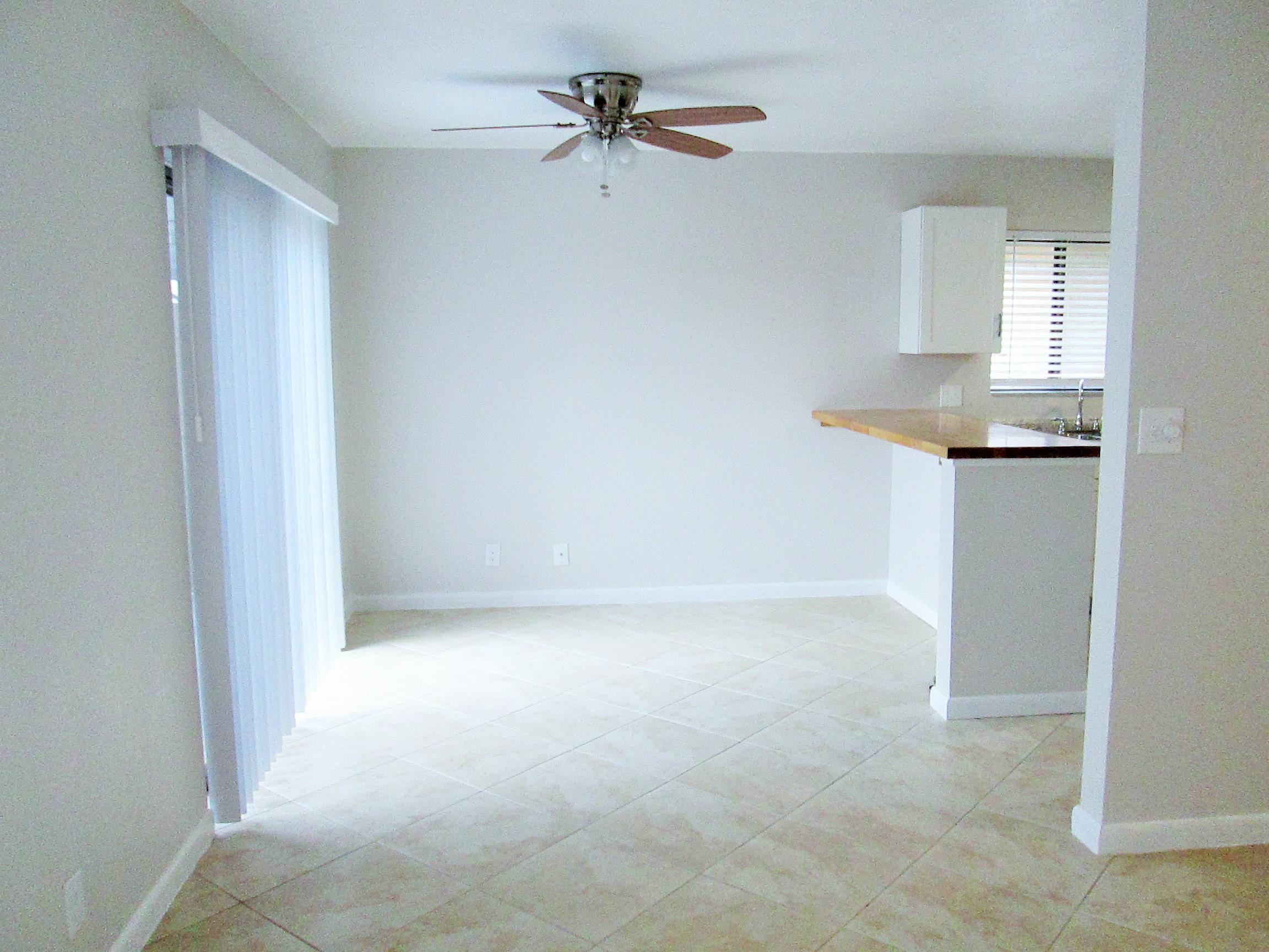 4620 Cherry Road West Palm Beach, FL 33417 - Photo 7 of 28 IMG_2952