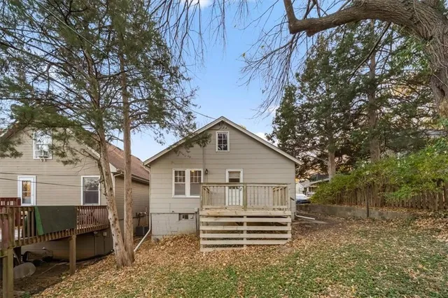 $289,000 | 1908 West 47th Terrace, Westwood, KS 66205