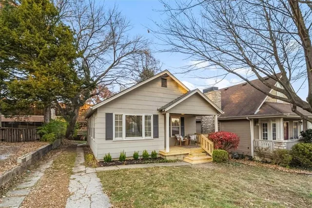 $289,000 | 1908 West 47th Terrace, Westwood, KS 66205