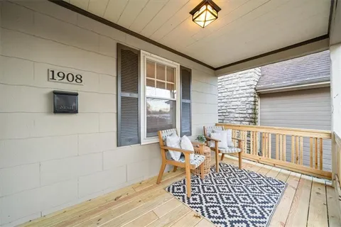 $289,000 | 1908 West 47th Terrace, Westwood, KS 66205