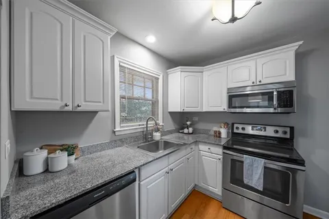 $289,000 | 1908 West 47th Terrace, Westwood, KS 66205