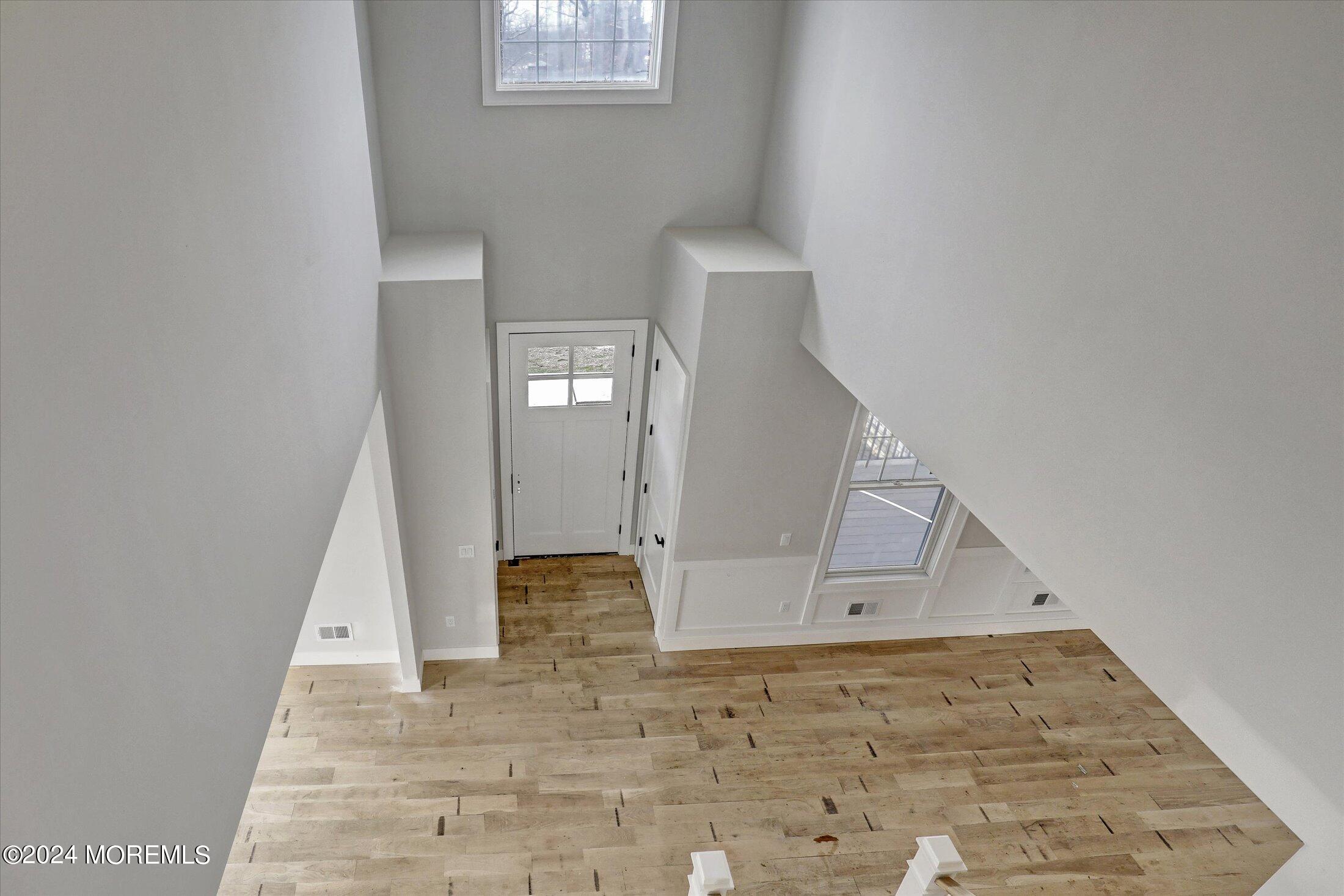60 Middletown Road Holmdel, NJ 07733 - Photo 52 of 67 25-Foyer