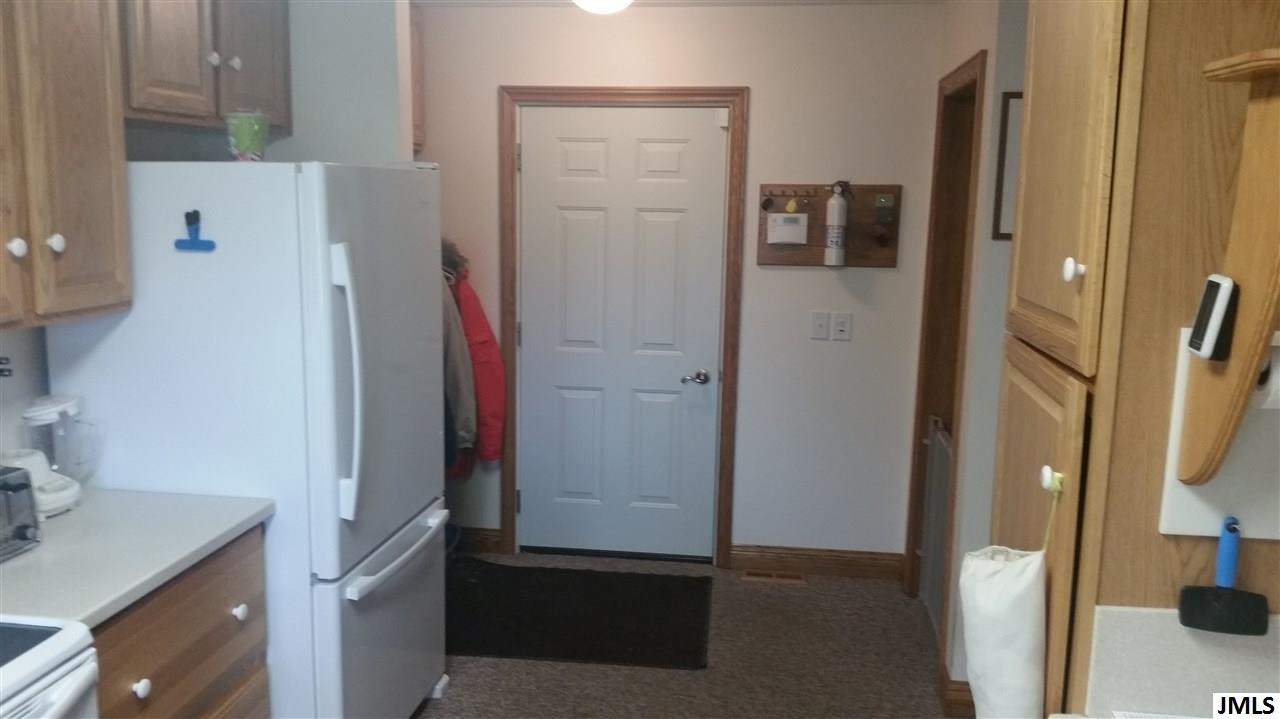 10690 Sommerville Road Rives Junction, MI 49277 - Photo 4 of 32 Photo 4