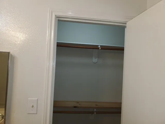 $1,900 | 14531 Morningside View Drive, Houston, TX 77047