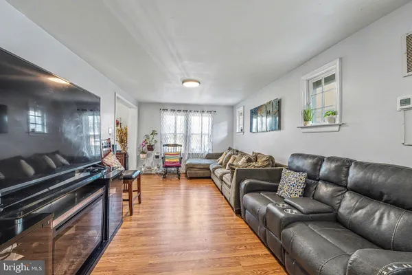 $320,000 | 511 North Black Horse Pike, Runnemede, NJ 08078