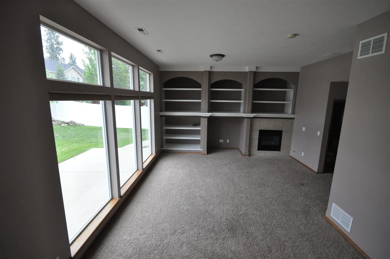 17616 North Edgecrest Road Colbert, WA 99005 - Photo 3 of 13