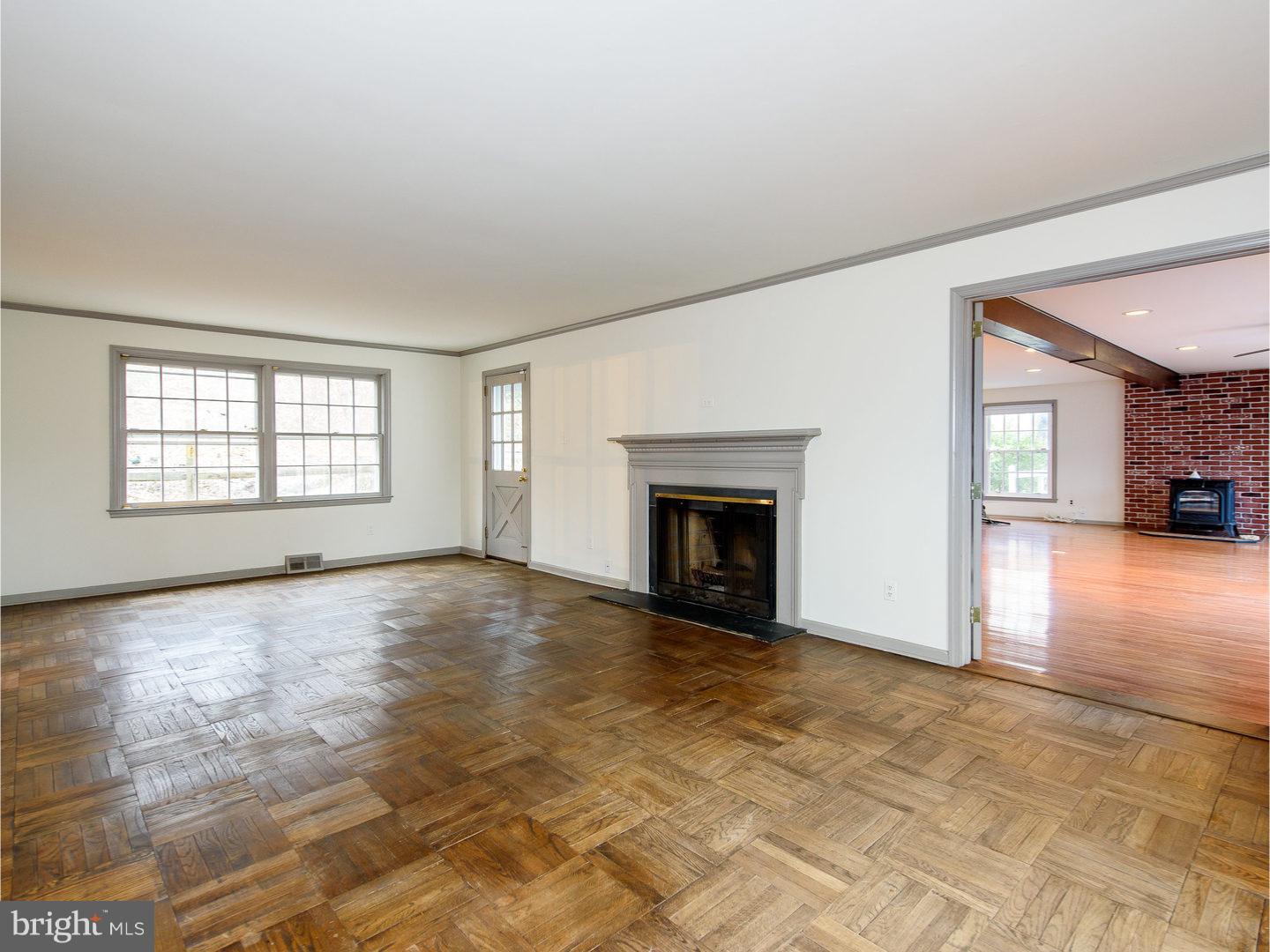 1960 Dog Kennel Road Media, PA 19063 - Photo 11 of 25 Living Room