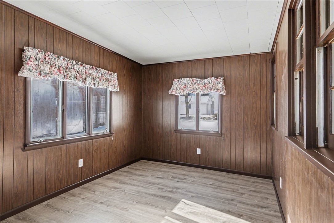 45 Studley Street Rochester, NY 14616 - Photo 18 of 25 This rear enclosed porch is a fantastic entry poin