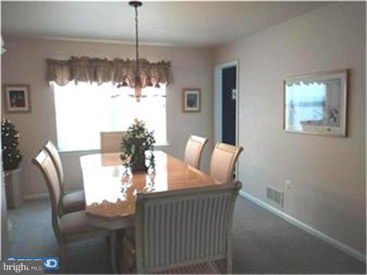 1170 Church Road Springfield, PA 19064 - Photo 3 of 12 Dining Room