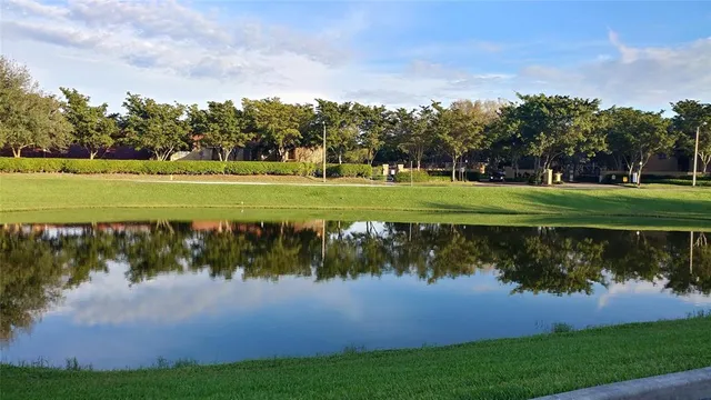 $1,580 | 3330 Pinewalk Drive North, Unit 1626, Margate, FL 33063