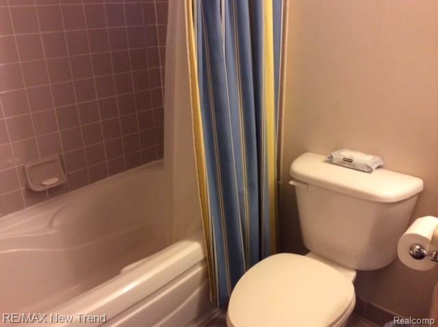 41658 Mitchell Road, Unit 51 Novi, MI 48377 - Photo 15 of 29 photo 14.jpg