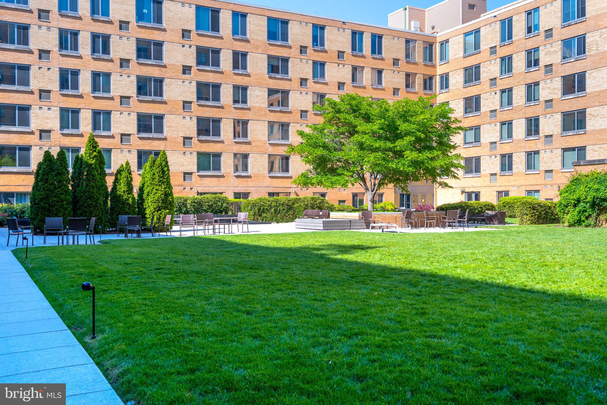 440 L Street Northwest, Unit 902 Washington, DC 20001 - Photo 17 of 25