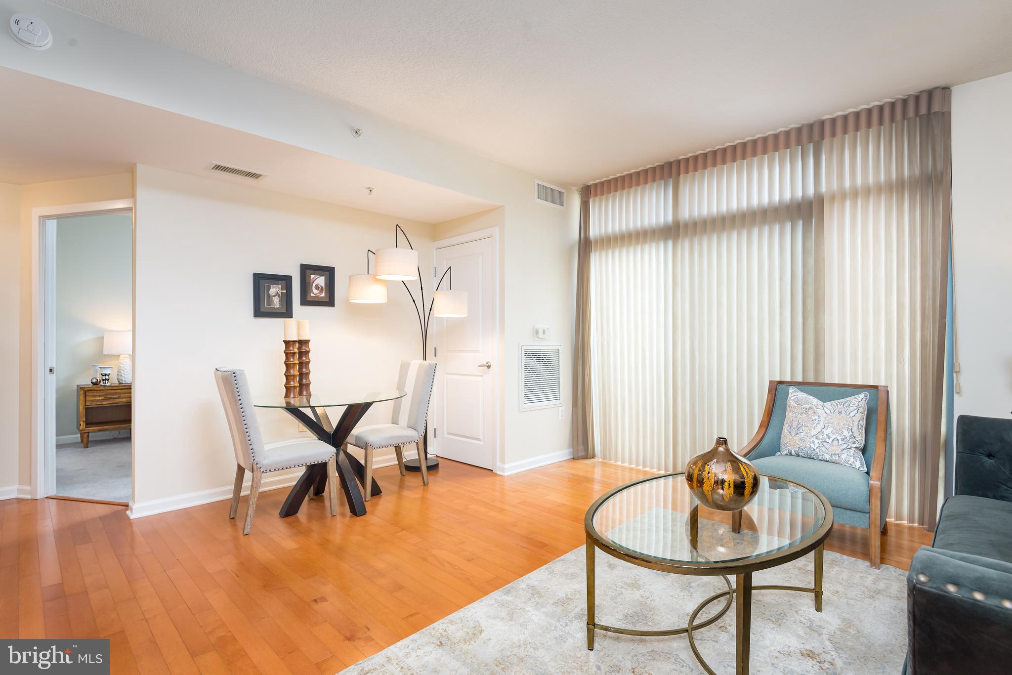 440 L Street Northwest, Unit 902 Washington, DC 20001 - Photo 4 of 25