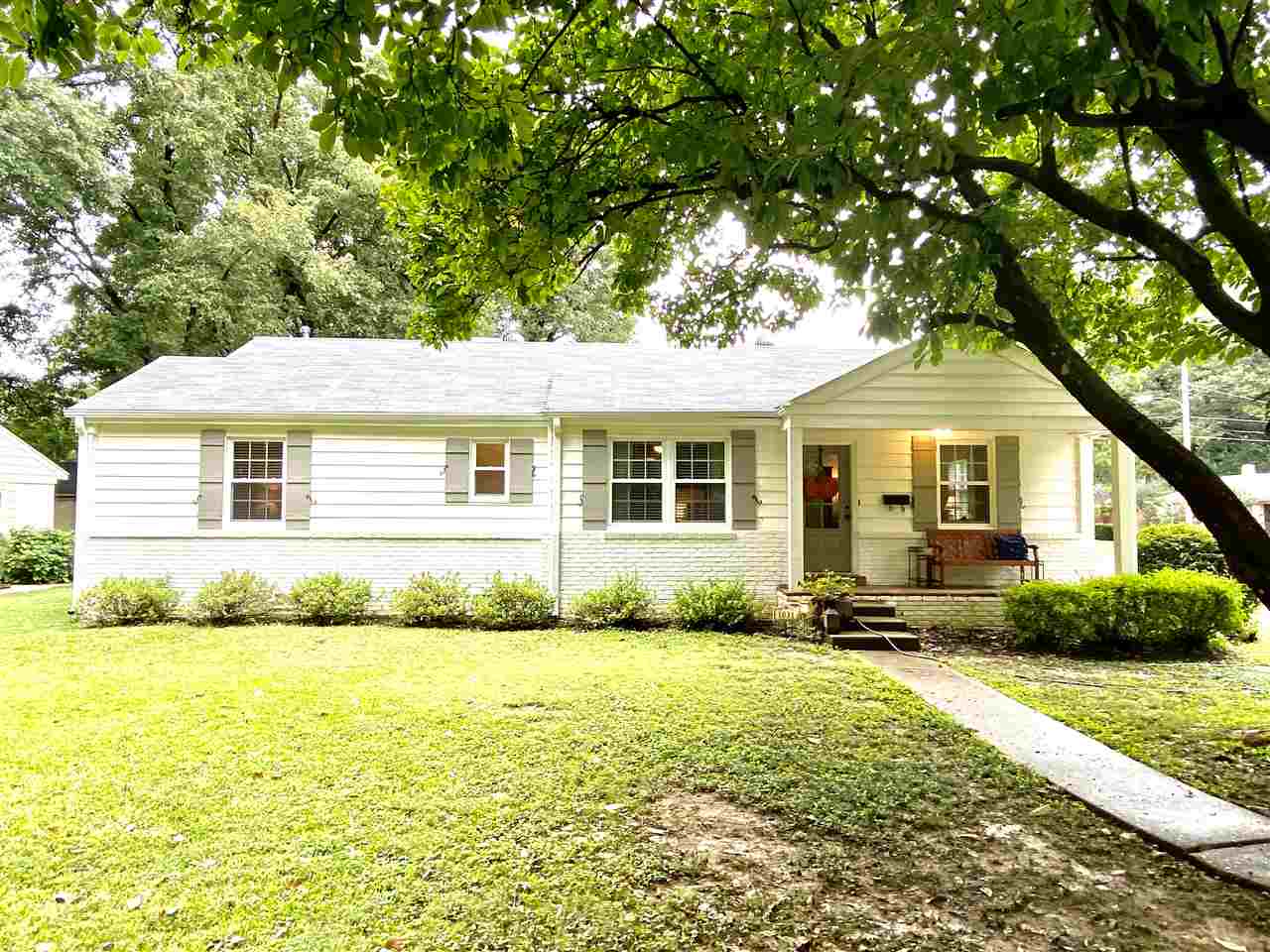 1031 Marcia Road Memphis, TN 38117 - Photo 1 of 25