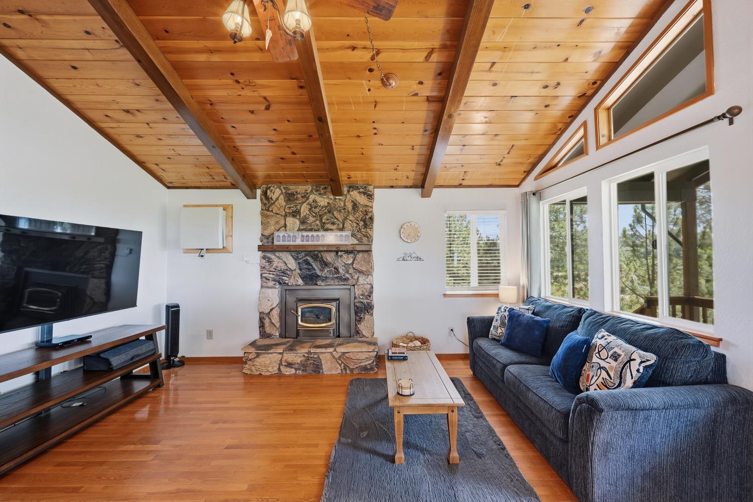 5595 Jasper-Ridge Murphys, CA 95247 - Photo 13 of 96