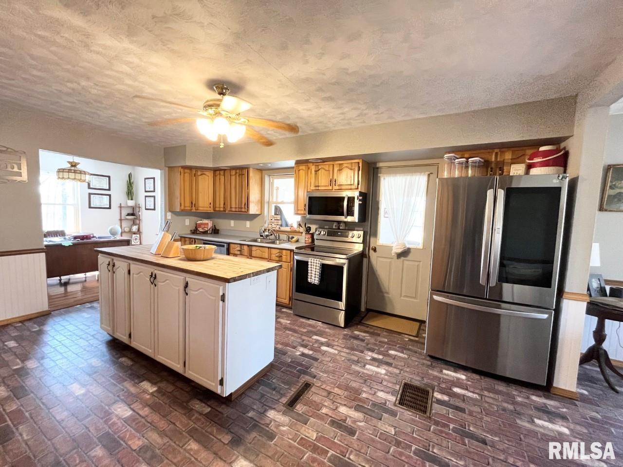 1551 Logan Hollow Road Ava, IL 62907 - Photo 5 of 18