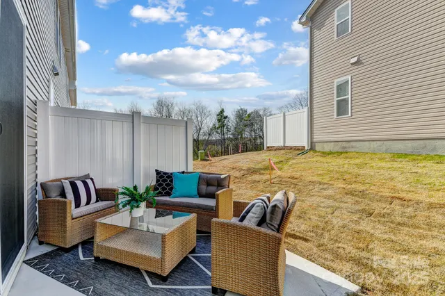 $349,990 | 9216 Pagoda Oak Drive, Charlotte, NC 28269