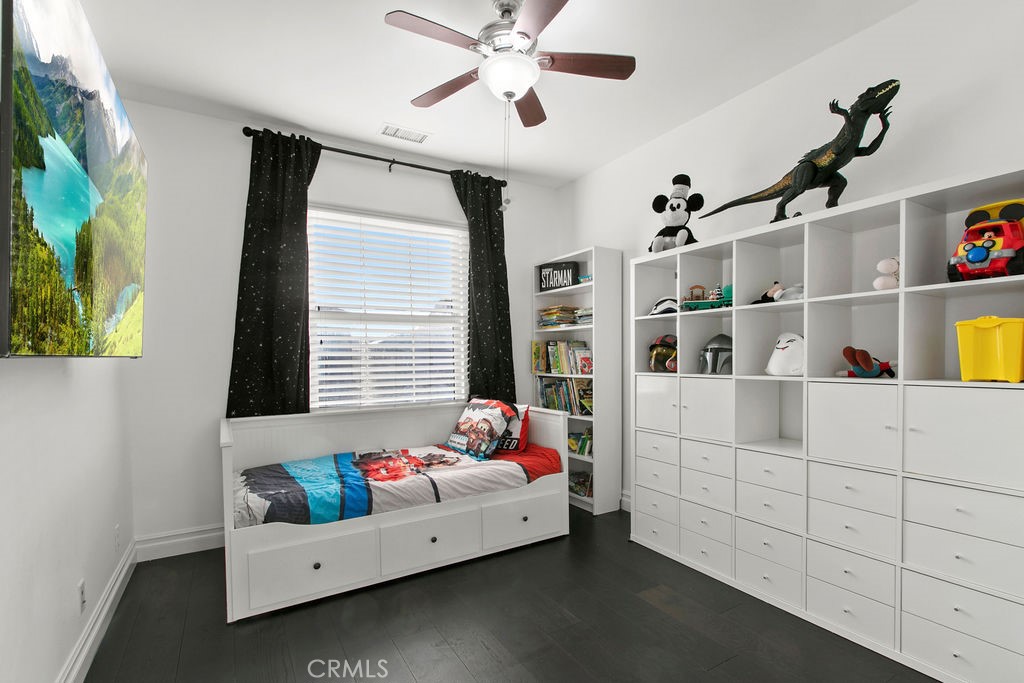 120 Gemstone Irvine, CA 92620 - Photo 18 of 43 a bedroom with furniture and window