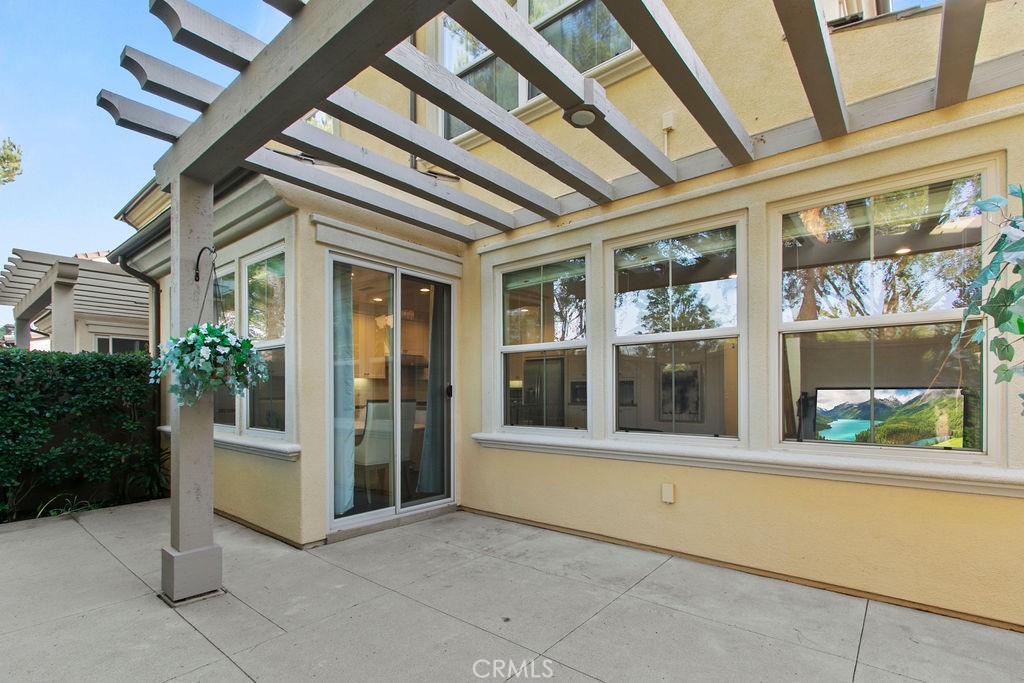 120 Gemstone Irvine, CA 92620 - Photo 28 of 43