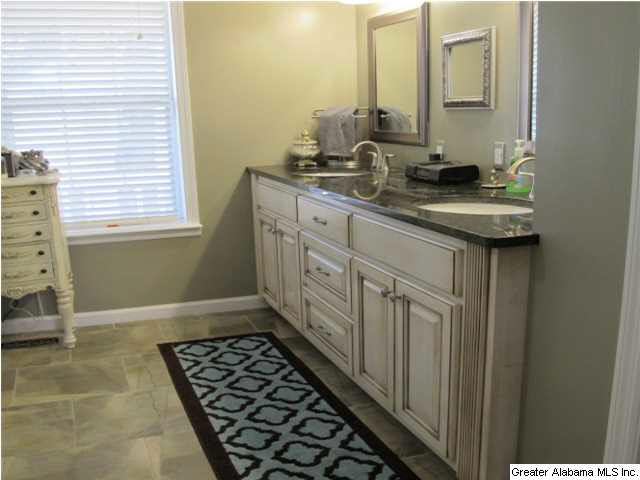 10 Lakeview Lane Sylacauga, AL 35151 - Photo 11 of 26