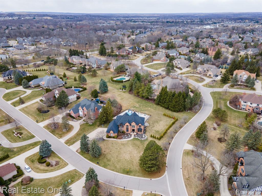 2880 Baytree Court Rochester, MI 48306 - Photo 2 of 74