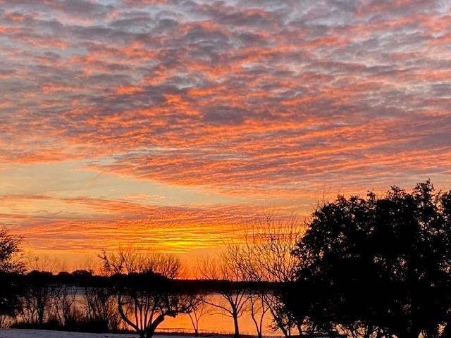 365 Mercers Preserve Road Comanche, TX 76442 - Photo 5 of 27 a view of an ocean