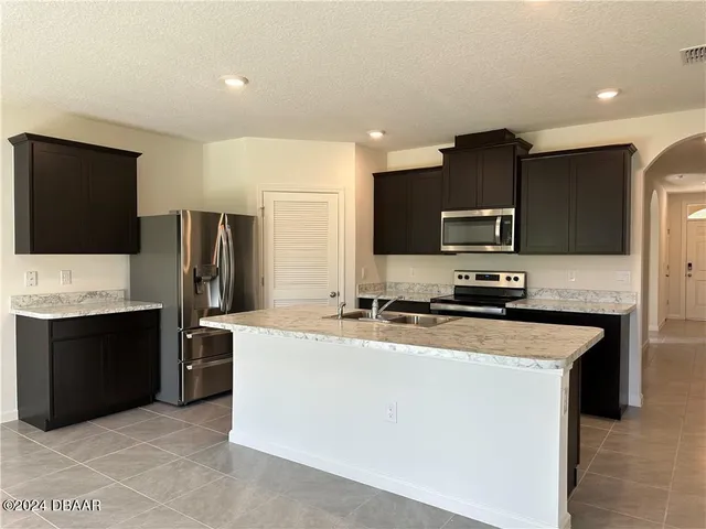 $2,650 | 139 Empire Terrace, Sebastian, FL 32958