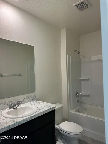 $2,650 | 139 Empire Terrace, Sebastian, FL 32958