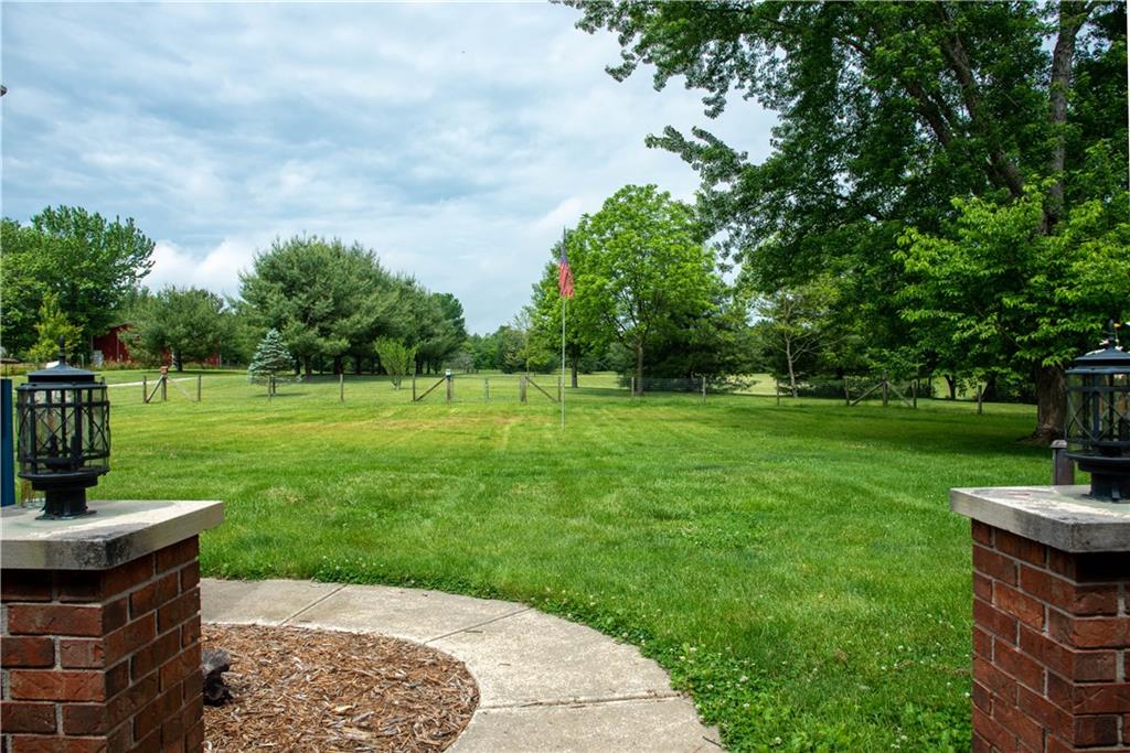 435 Cope Road Martinsville, IN 46151 - Photo 3 of 46 Gallery Image 3