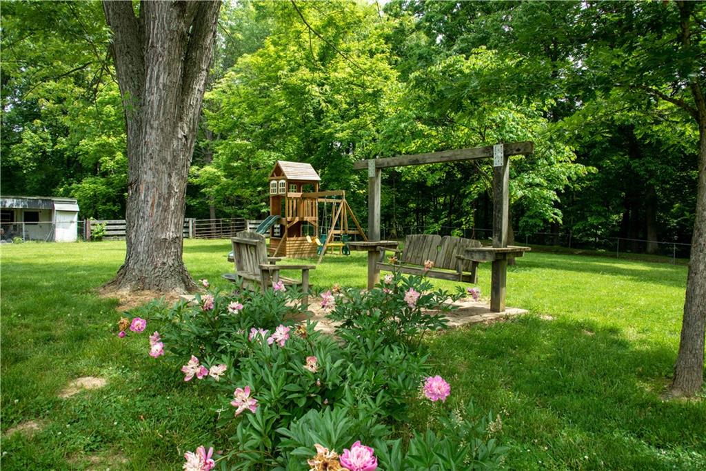 435 Cope Road Martinsville, IN 46151 - Photo 8 of 46 Gallery Image 8
