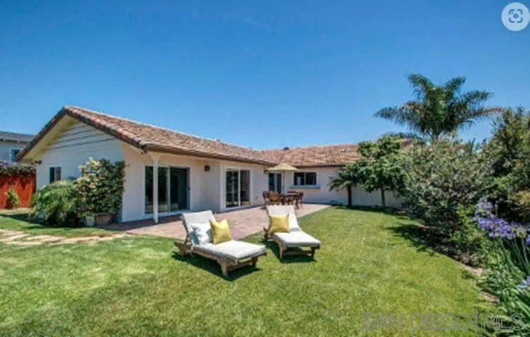 5512 Candlelight Drive La Jolla, CA 92037 - Photo 5 of 23 a view of a house with backyard porch and sitting area