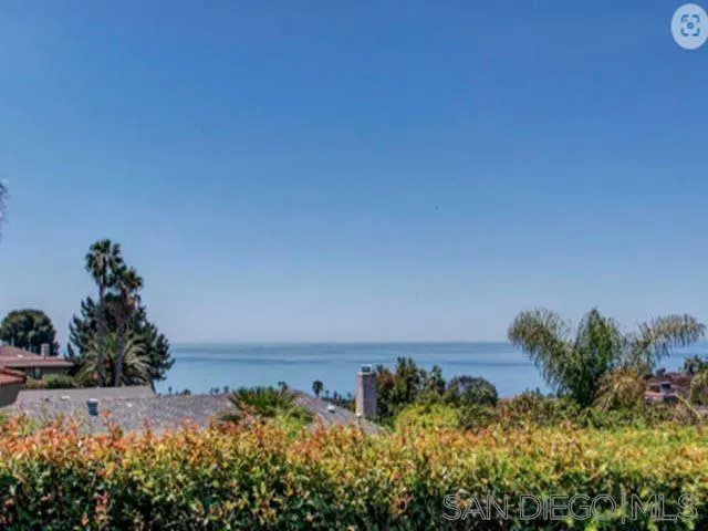 5512 Candlelight Drive La Jolla, CA 92037 - Photo 9 of 23 a view of a garden