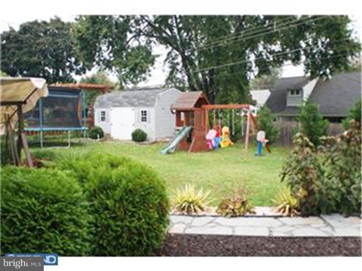 9 Canary Road Levittown, PA 19057 - Photo 20 of 22