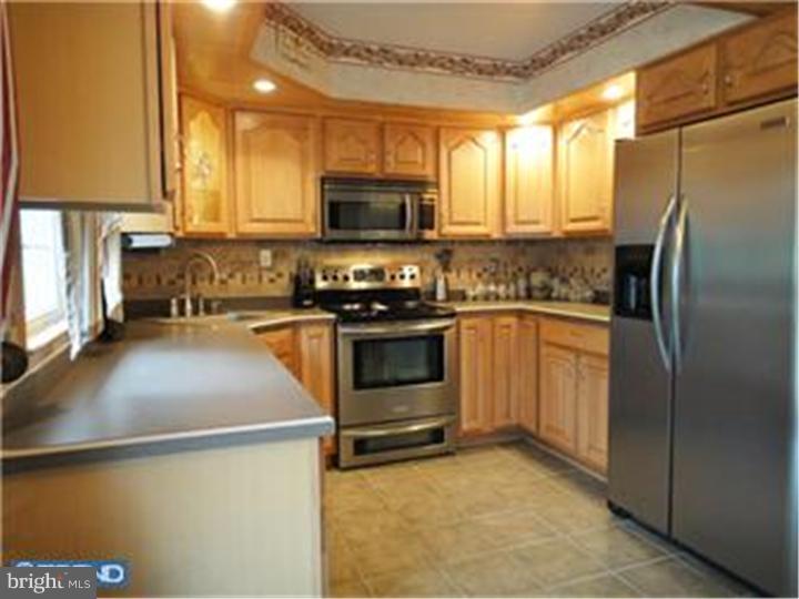 9 Canary Road Levittown, PA 19057 - Photo 8 of 22